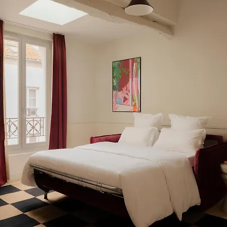 Edgar - Lemercier Aparthotel Parigi
