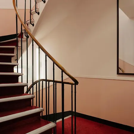 Edgar - Lemercier Aparthotel 4*