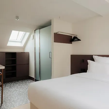 Edgar - Lemercier Aparthotel 4*