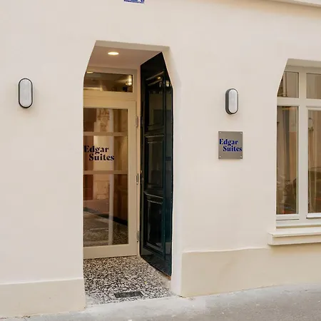 Edgar - Lemercier Aparthotel Parigi